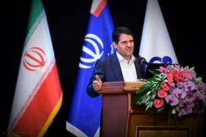 صنعت پتروشیمی از بخش شیمیایی گذر کند / تحریم‌ها مانع اجرای تعهدات زیست محیطی