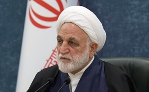 با مخلین اقتصاد و فاسدین با جدیت برخورد کنید