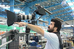 برنامه تلویزیونی «کارخنده» طنزی از جنس کار، تولید و زندگی