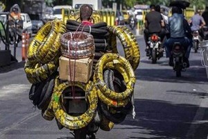 ۹۵۰۰موتورسیکلت به دلیل حمل بار نامتعارف اعمال قانون شدند/ ساماندهی جای پارک موتورسیکلت سواران در تهران