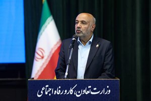 وزیر رفاه: در وزارت کار، کنار مردم و در سمت درست تاریخ ایستادیم/جنگ وقفهای در ارائه خدمات اجتماعی ایجاد نکرد